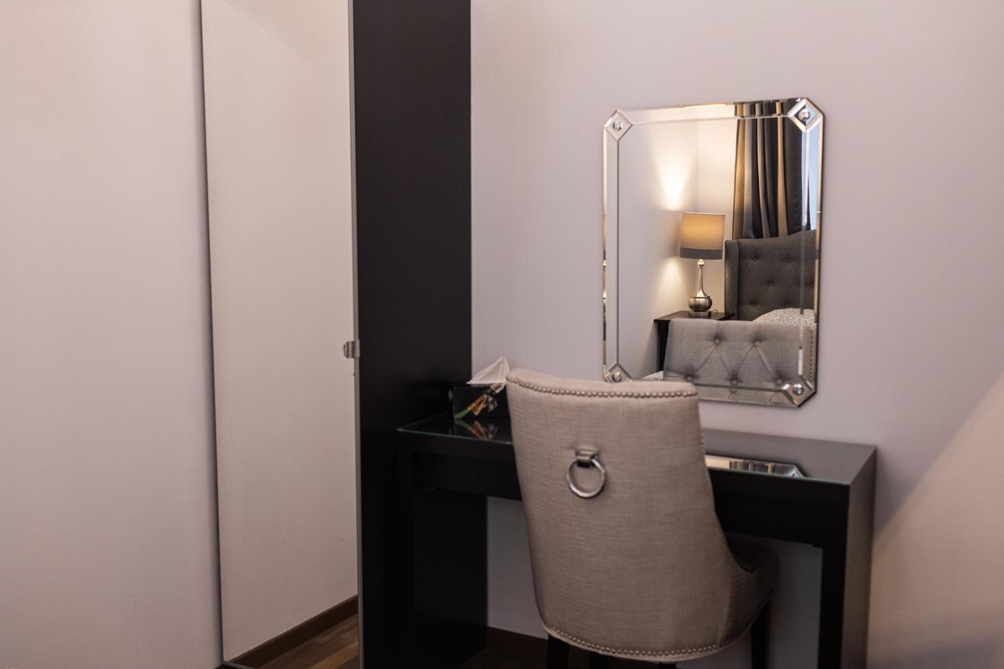 Lux Apartmenty - Old City Krakow Dış mekan fotoğraf
